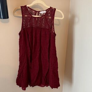 Liz Lange Maternity Maroon Lace Tunic